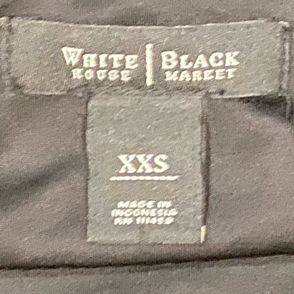 White House Black Market black top - Picture 8 of 8
